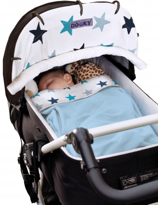 Dooky Cover met sterren ook goed voor een kinderwagen